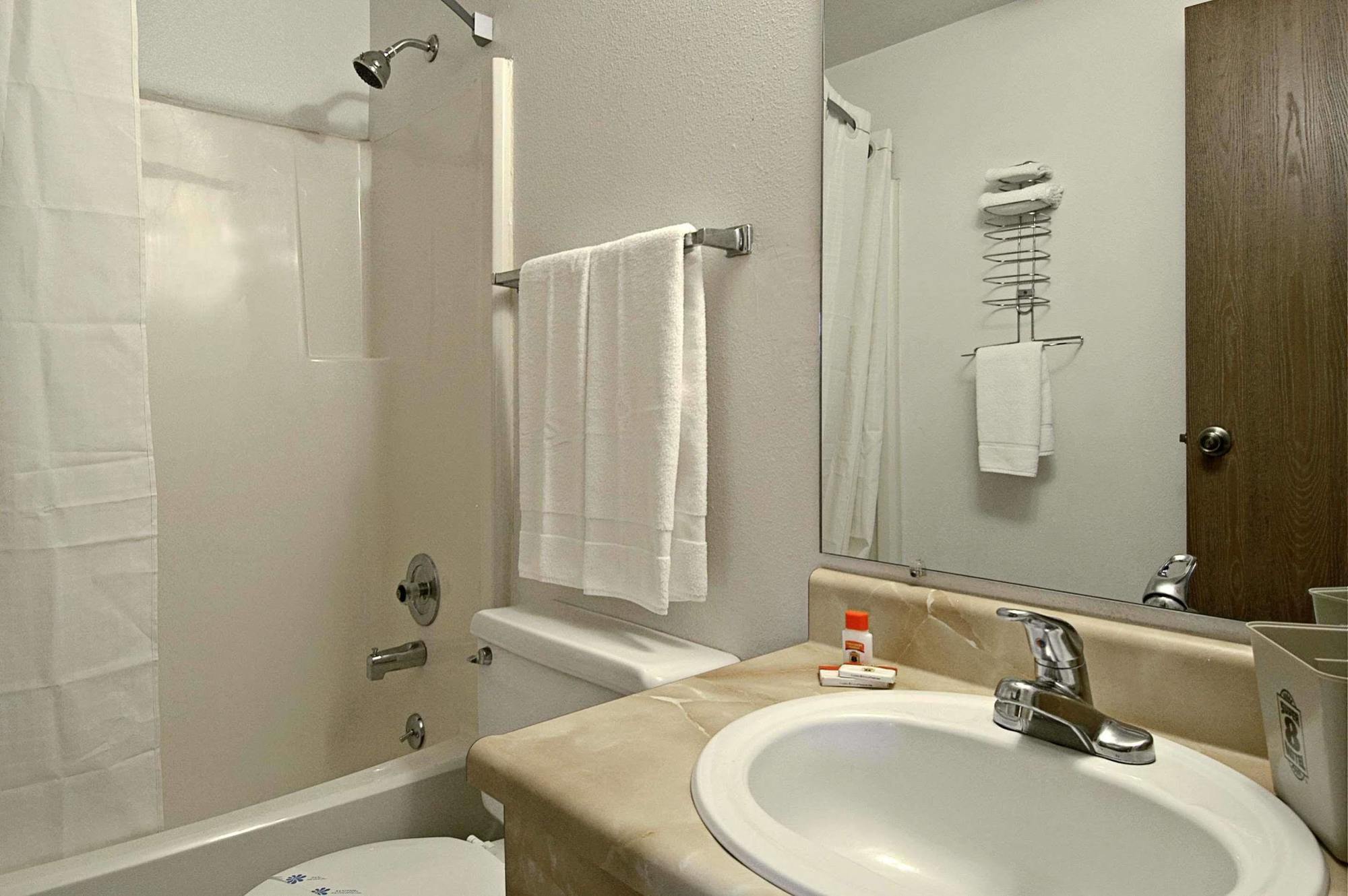 スーパー 8 バイ ウインダム ダグラス 部屋 写真